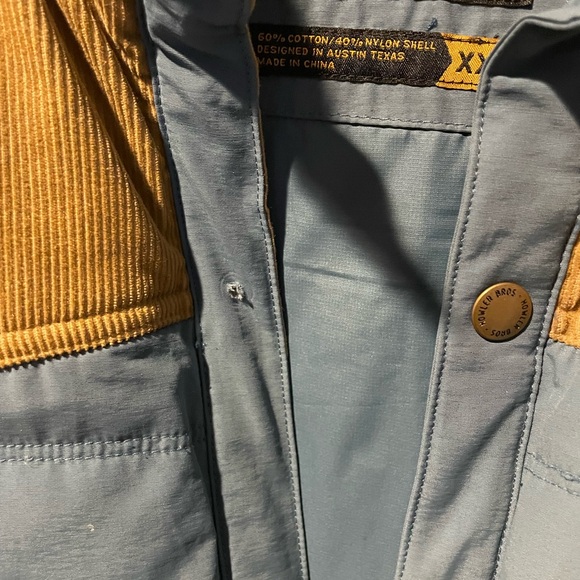 Beautiful, rugged XXL Howler Bros vest - Picture 6 of 6